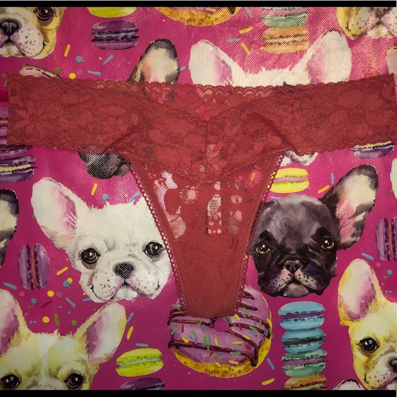 Victoria’s Secret Thong❤️🔥FINAL PRICE ❤️🔥 - Picture 1 of 2